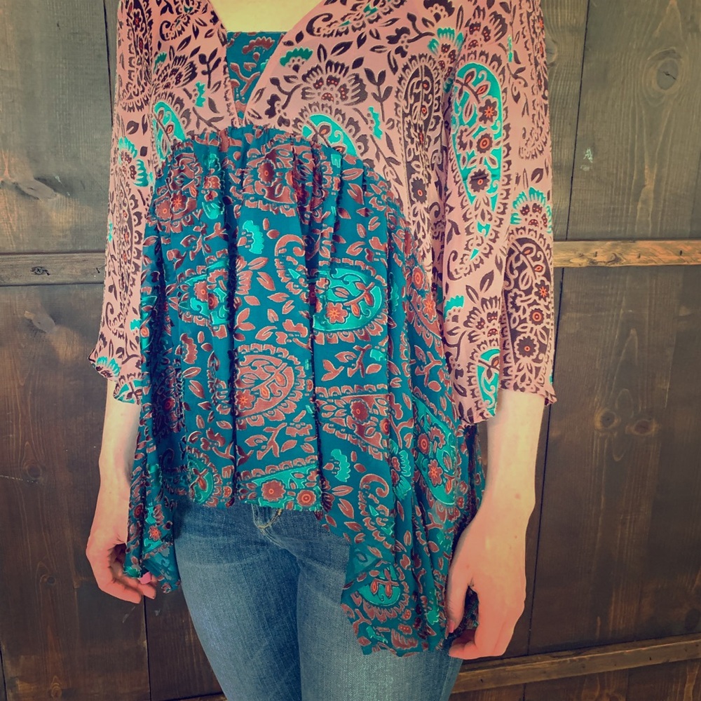 Anthropologie velvet top